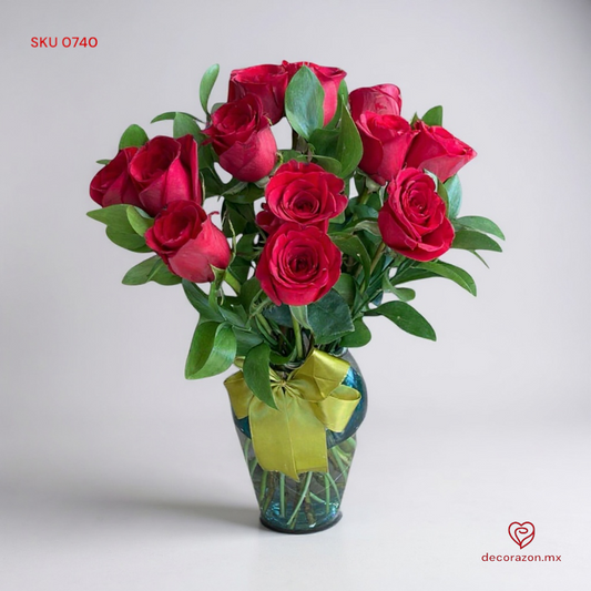 Florero de 12 Rosas rojas