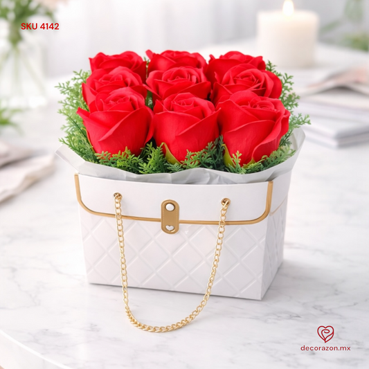 Caja blanca rosas eternas